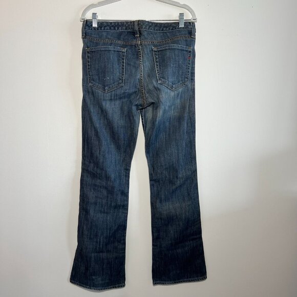 GAP Flare leg Women's Jeans, medium wash, size 8R - Picture 6 of 6